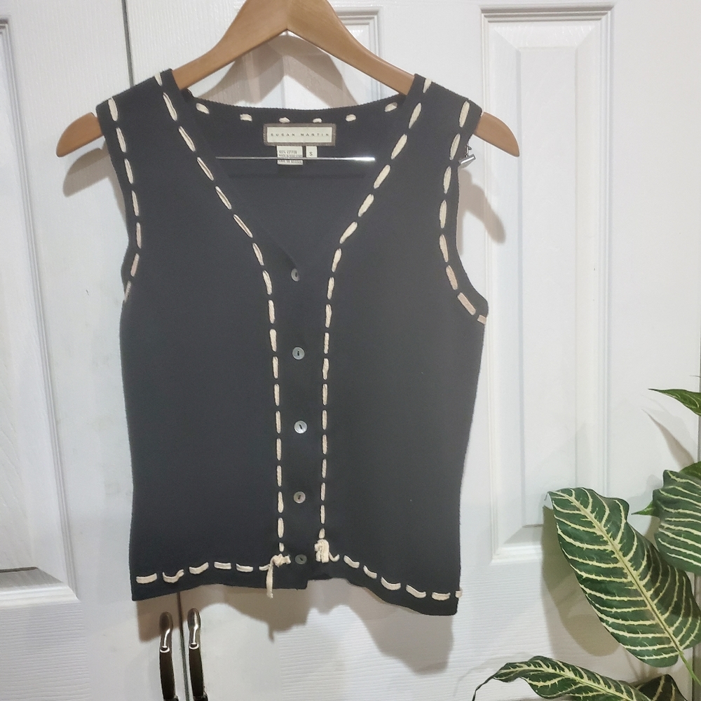 Wool Vest - Picture 9 of 10